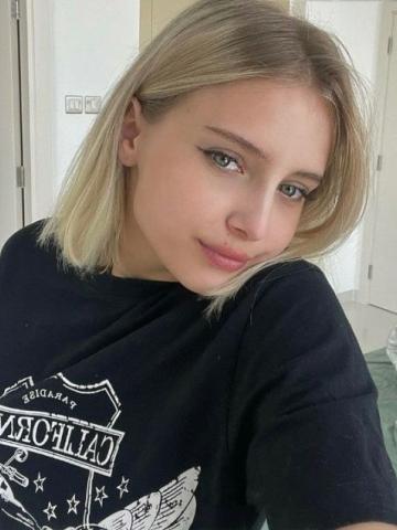 Лариса Соблазнительная Брюнетка фото 3